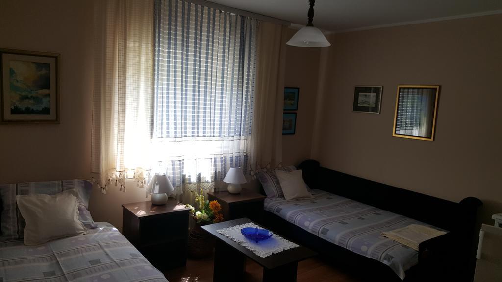 Guest House Major Arandjelovac Phòng bức ảnh